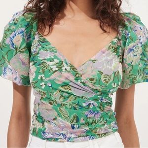 ASTR THE LABEL FLORAL TOP